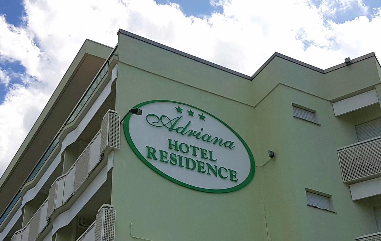 Hotel Residence Adriana Cesenatico Exteriör bild